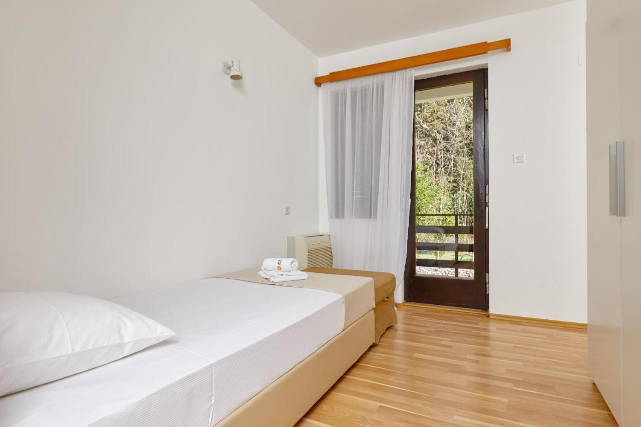 קוטור Villa Biskupovic With Stunning Views מראה חיצוני תמונה